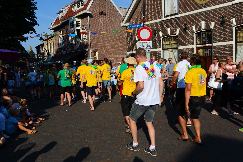 ../Images/Zomercarnaval Noordwijkerhout 2016 236.jpg